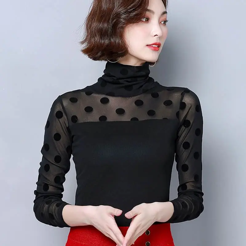 Футболка женская сетчатая с принтом кружевная высоким воротником и графическим