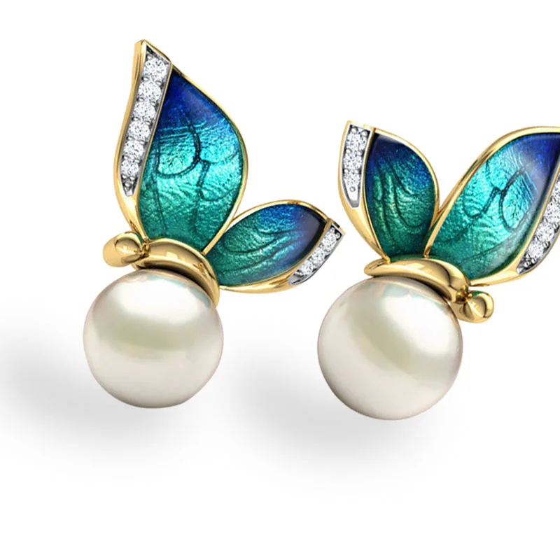 

European and American Style New Hair Luminous Butterfly Animal White Pearl Elegant Metal Earrings Women's Jewelry Earrings