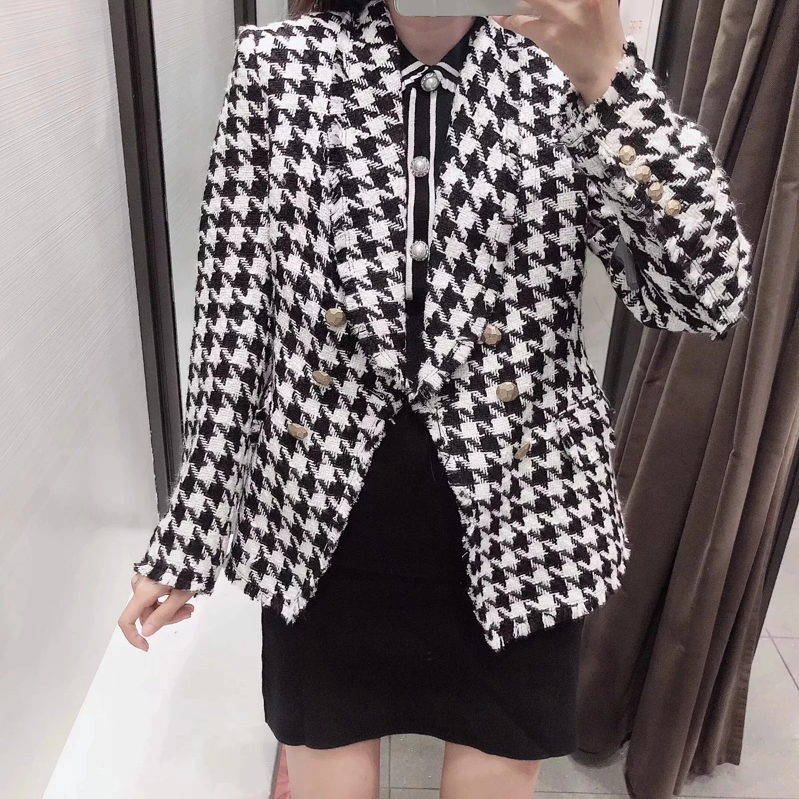

Black Jacket for Women Vintage Plaid Autumn Winter Coats Tassel Houndstooth Jacket Chic Thick Tweed with Spliced Patch Designs