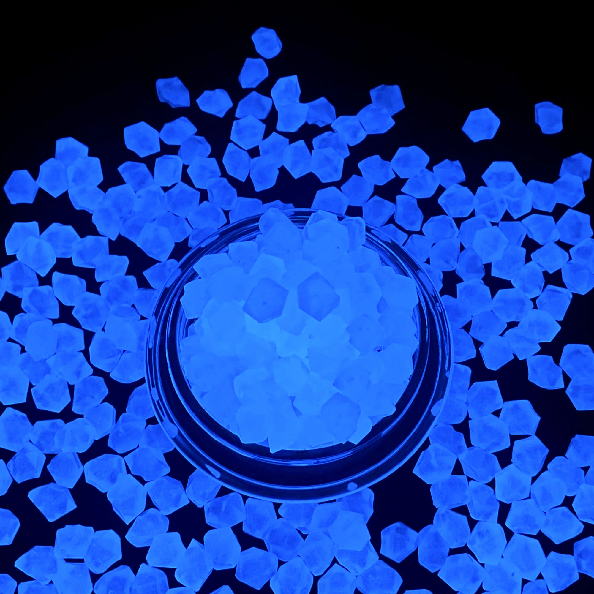 

Glow Stone Glow Star Creative Fish Tank Landscape Starry Sky Decorative Garden Ornaments Resin Table Top Ornaments