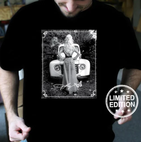 

Dolly Parton Shirt HOT!!! Vintage NEW NEW cotton T shirt all sizes