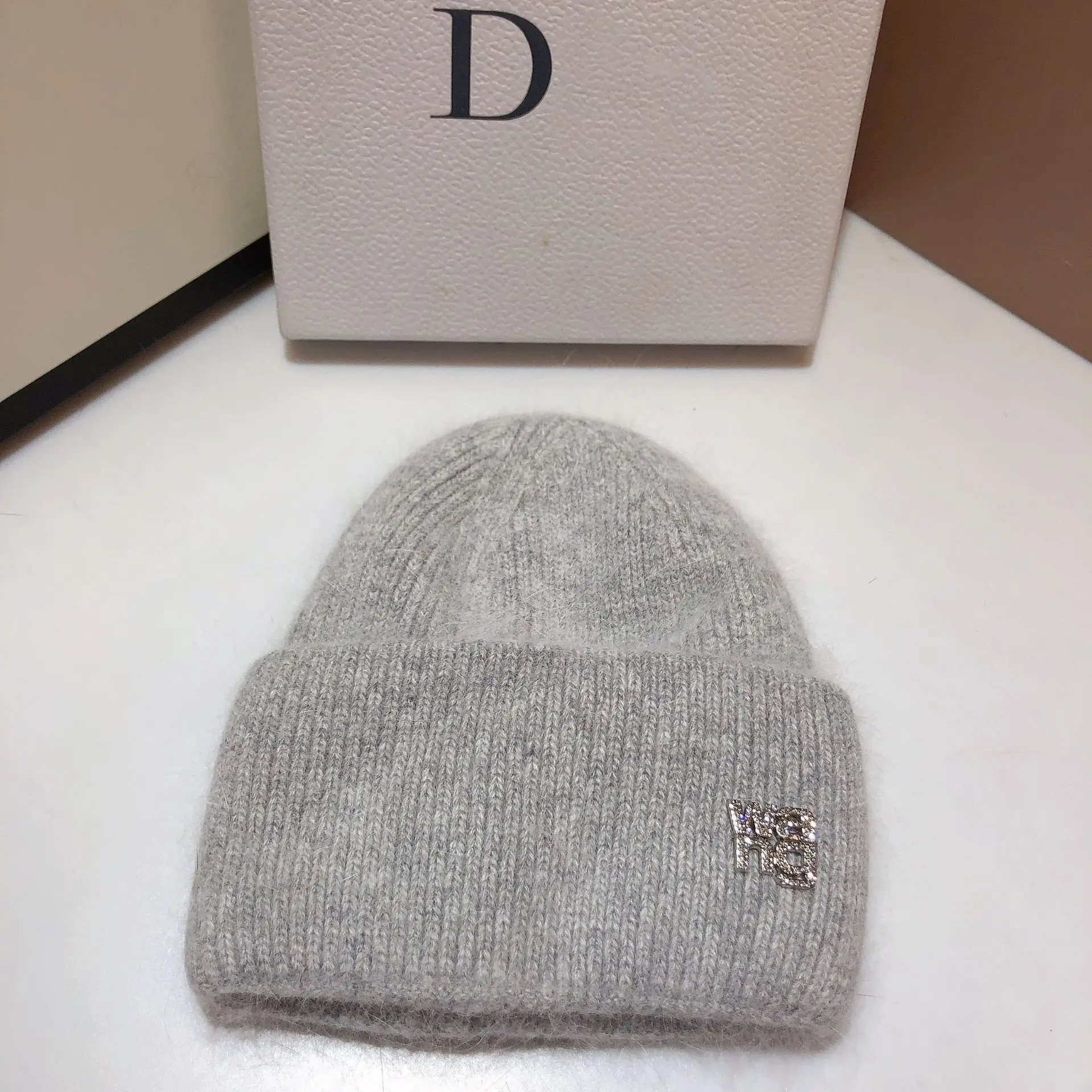 21 Colors Real Rabbit Fur Beanies Winter Hat for Woman Luxury Rhinestones Letter Knit Bonnet Lady Autumn Warm Skullies |