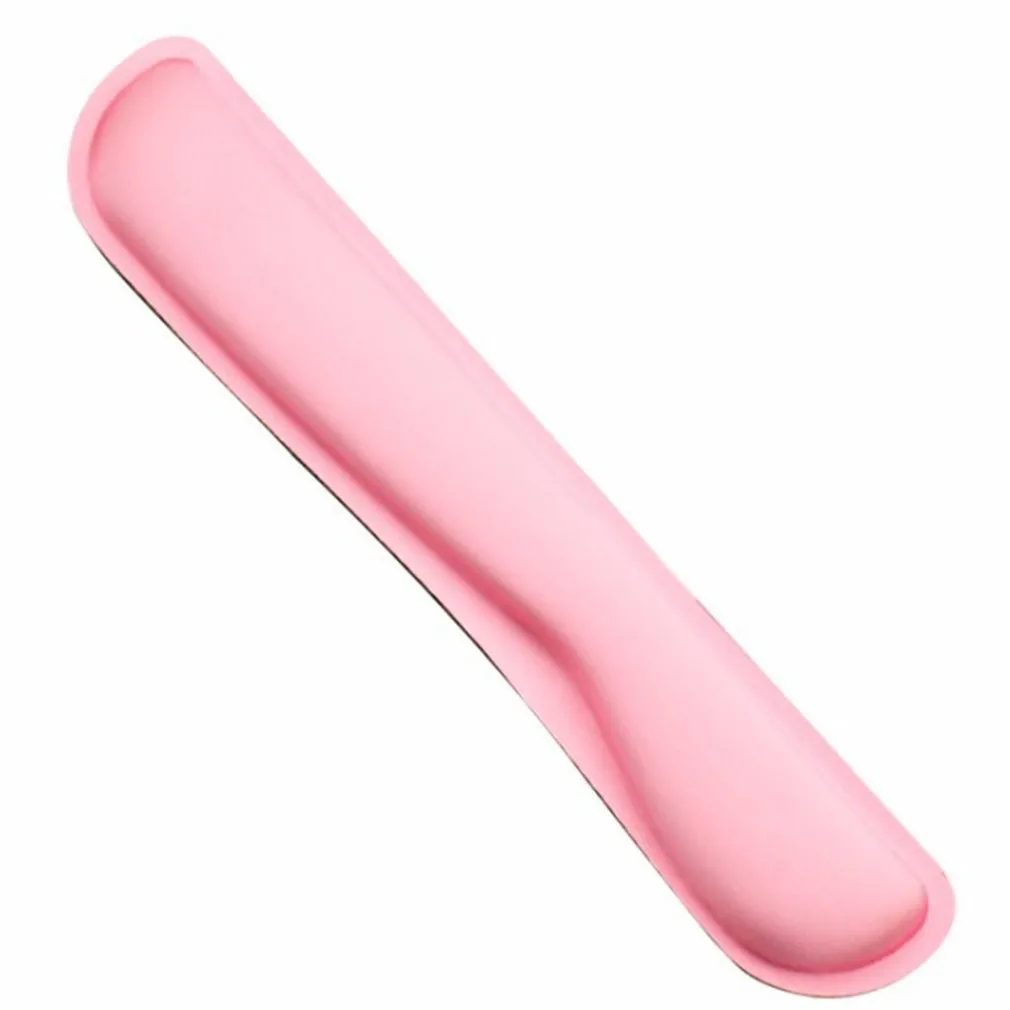 

Mouse Pad with Gel Wrist Rest Desktop Non-Slip Base Wrist Rest Pad Ergonomic Mousepad for Typist Office Gaming PC Laptop Berserk