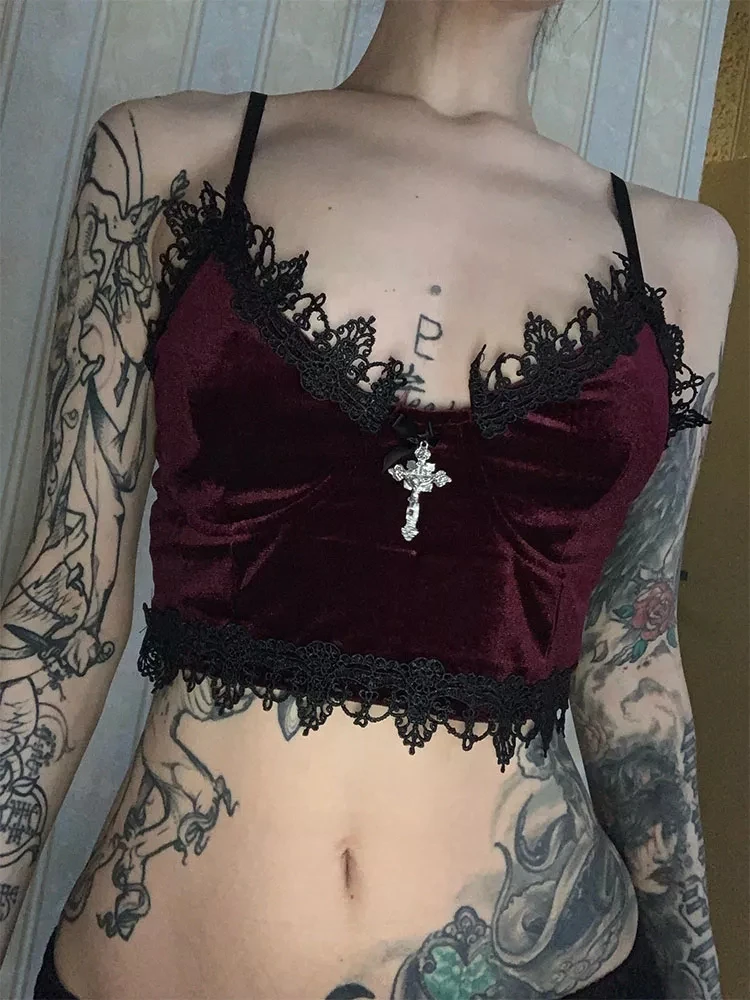 Женский укороченный топ с открытой спиной Velvet Mall Goth черный кружевной отделкой