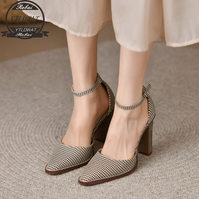 

Women's Vintage Pump Round Toe Chunky Heel Strange Style Lattice High Heels Runway Party Leather Shoes Plus Size 2022 Spring New