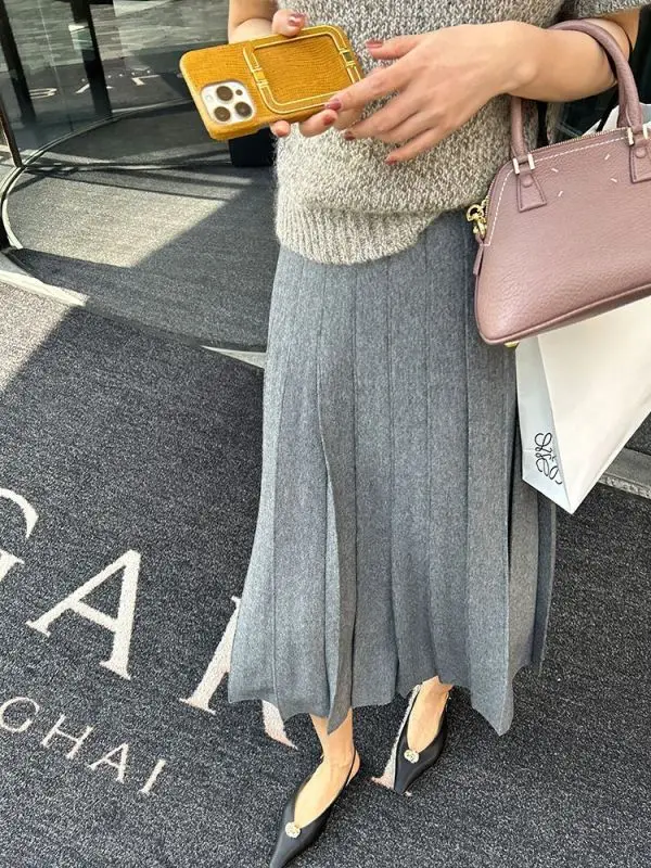 

Niche All-in-one Wool Knitted Pleated Temperament Skirt Women's Advanced Sense of Lean Cover Meat High-waisted Casual A-line Ski