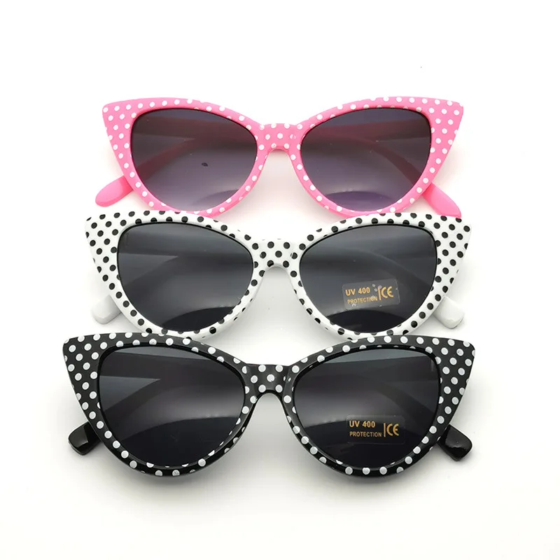 

Новые солнцезащитные очки 2022 модный женский солнечный очки очки для кошачьих глаз классическая точка