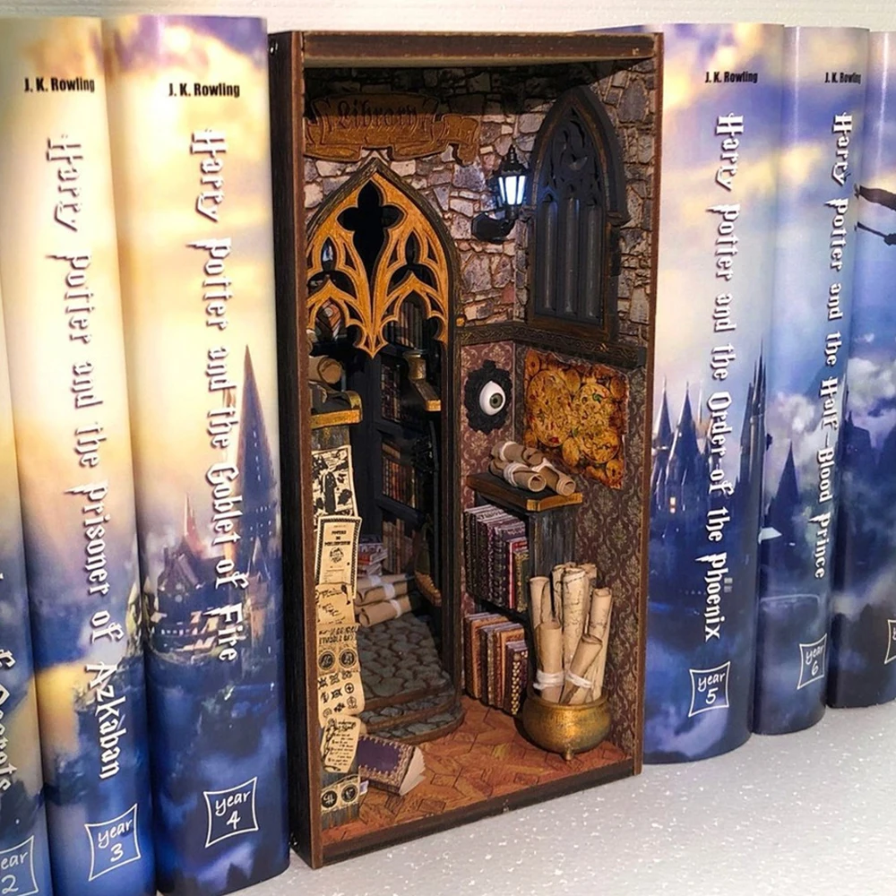 

Retro Book Nook Bookshelf Insert Stand Books House Home Decor Fairy World Fantasy Tale Ornaments Living Room Study Decoration