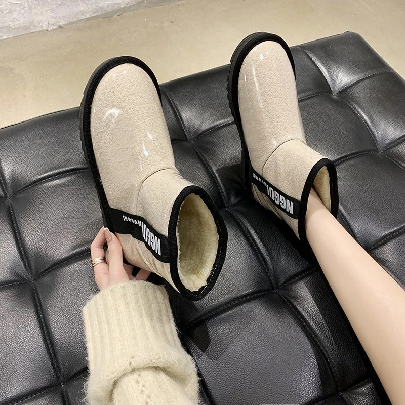 Warm Ankle Chelsea Boots Women Winter Shoes 2022 New Plush Flats Platform Snow Boots Goth Designer Sports Casual Women Shoes