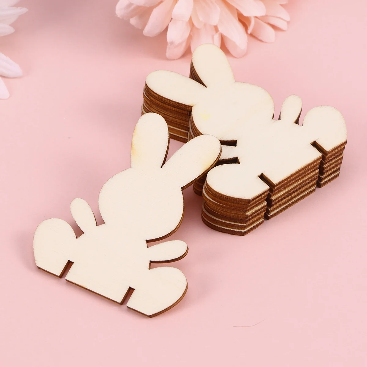 

10pcs Unfinished Cutout Pieces Ornaments Hollow- Out Rabbit Shaped for Decoration