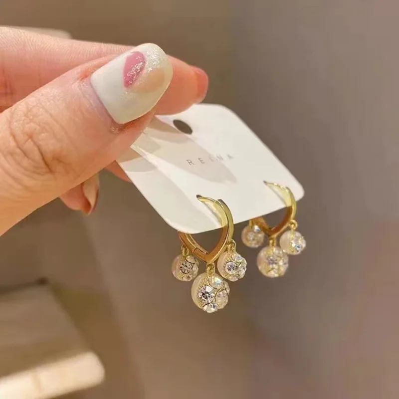 

Pearl Double-sided Earrings with Temperament Diamond Cute Ball Ear Buckle Earrings Kawaii Woman Earrings Korean Fashion 2022