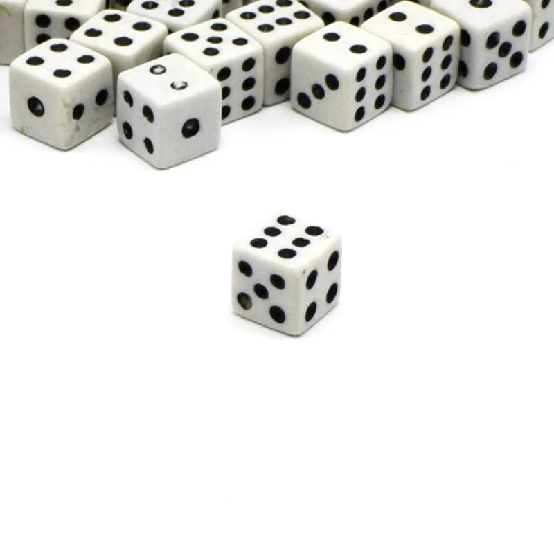50 шт./лот 8 мм пластиковые белые игровые кости стандартные шестисторонние