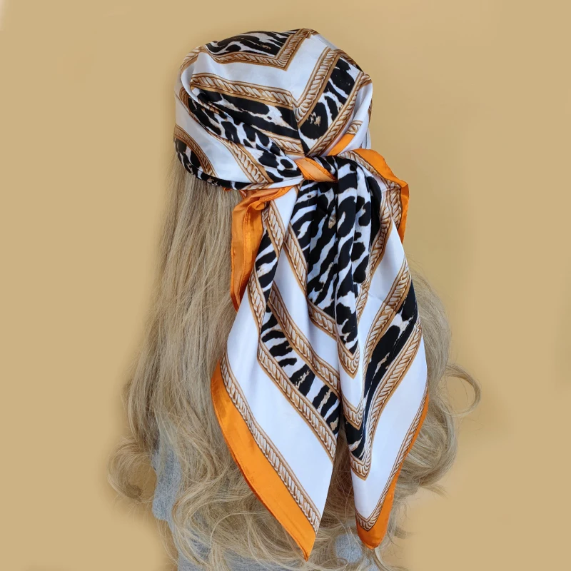 

2022 Silk Scarf 90x90cm Luxury BrandDesigner Hair Print Head Large Handkerchief Hijab Shawl Women bandanna foulard muffler wrap