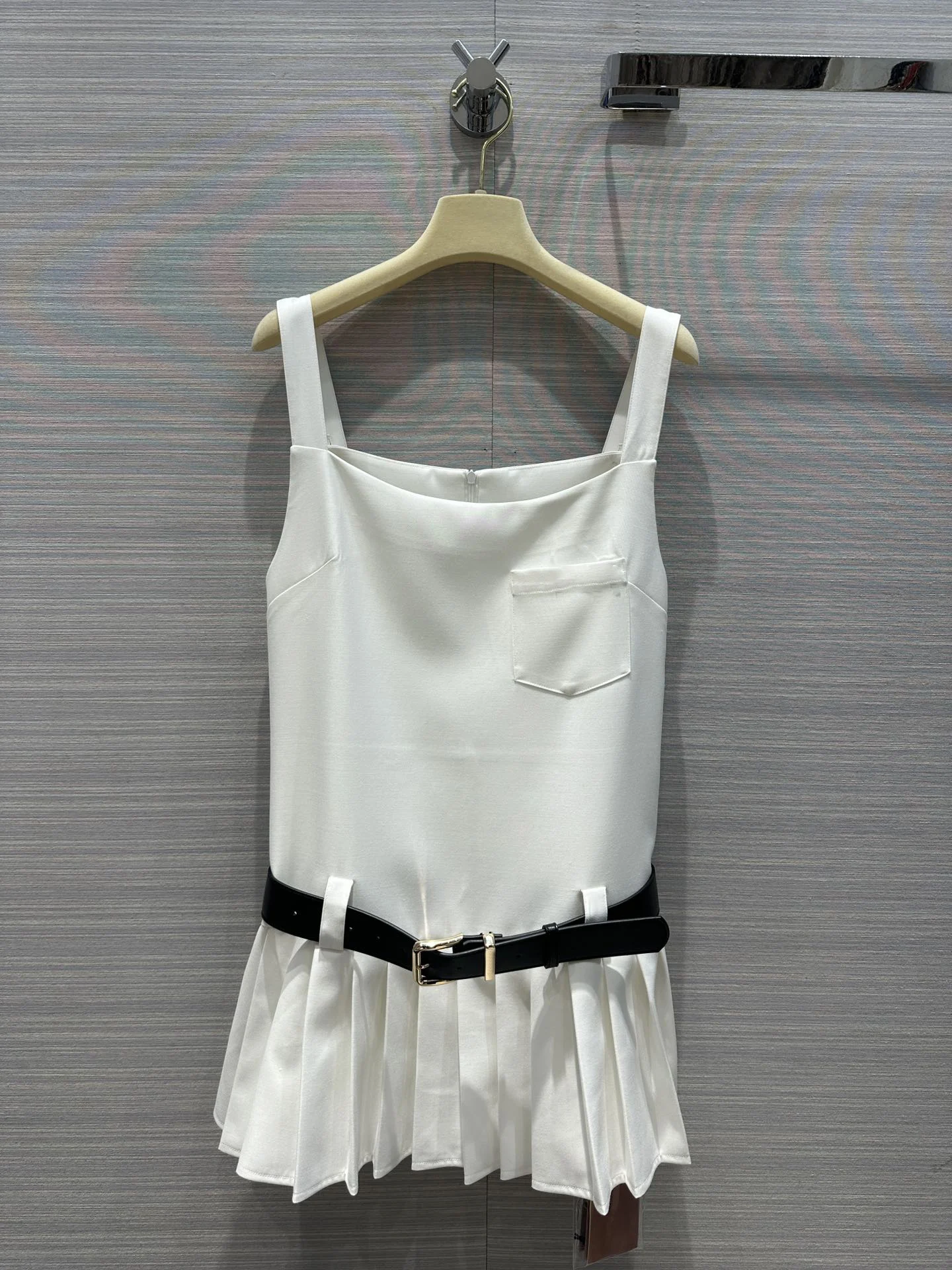 

2023 Pretty Girl inspired sling dress