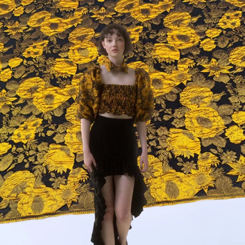 Рельефная окрашенная в пряже жаккардовая ткань парчовая фирменная модная