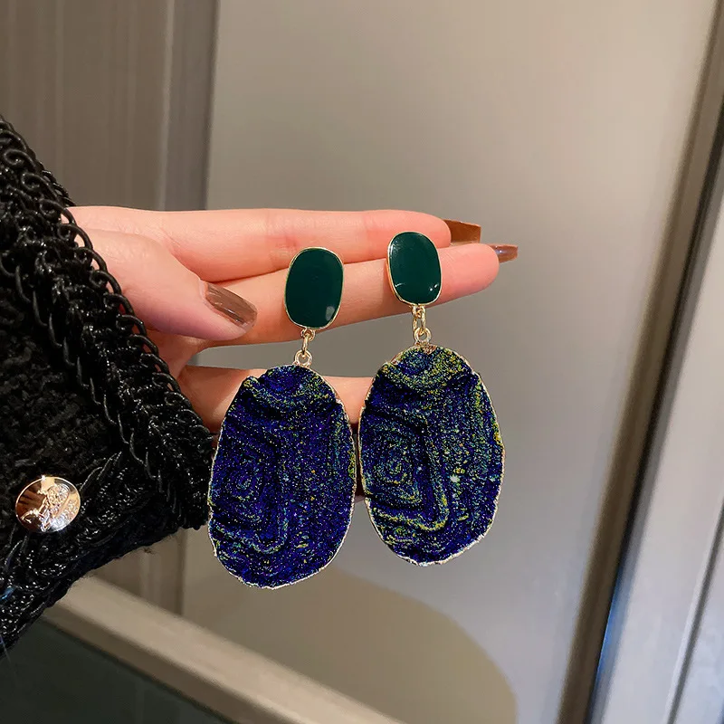 Серебряные геометрические серьги-капельки