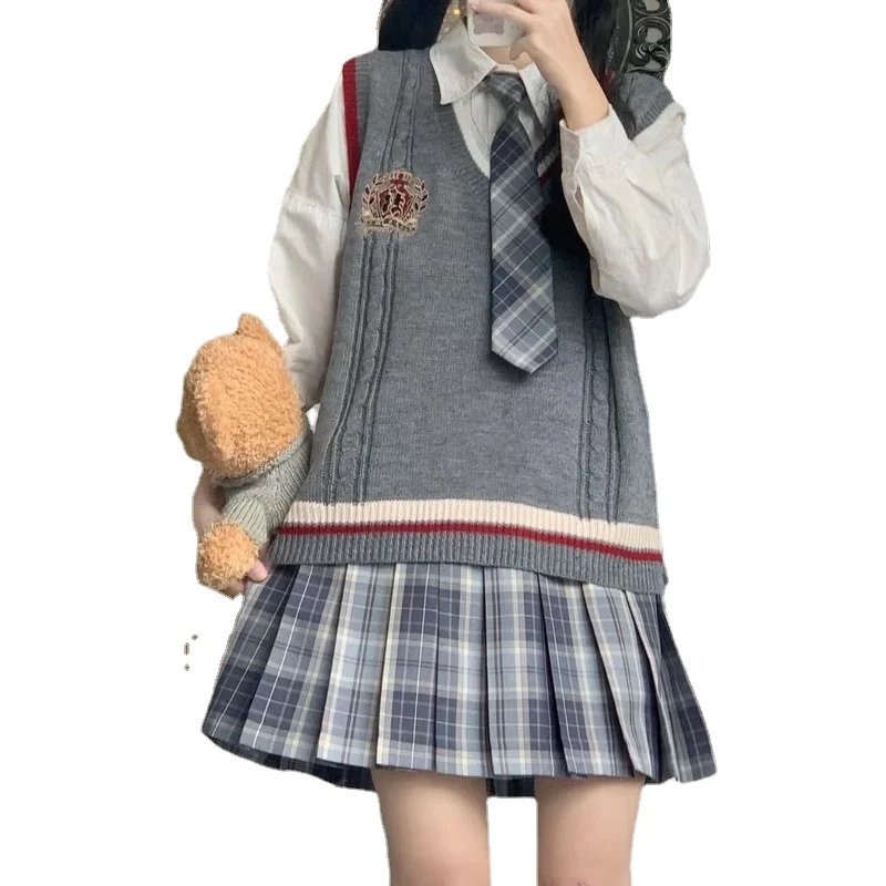 

Actual shooting spot JK green wild check skirt uniform sweater vest coat autumn female Japanese college style school supply