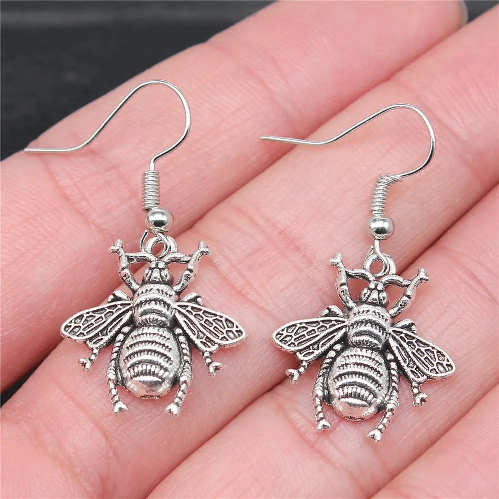

Fashion Handmade Simple Design Antique Silver Color Bee Pendant Earrings Dropshipping Drop Earrings