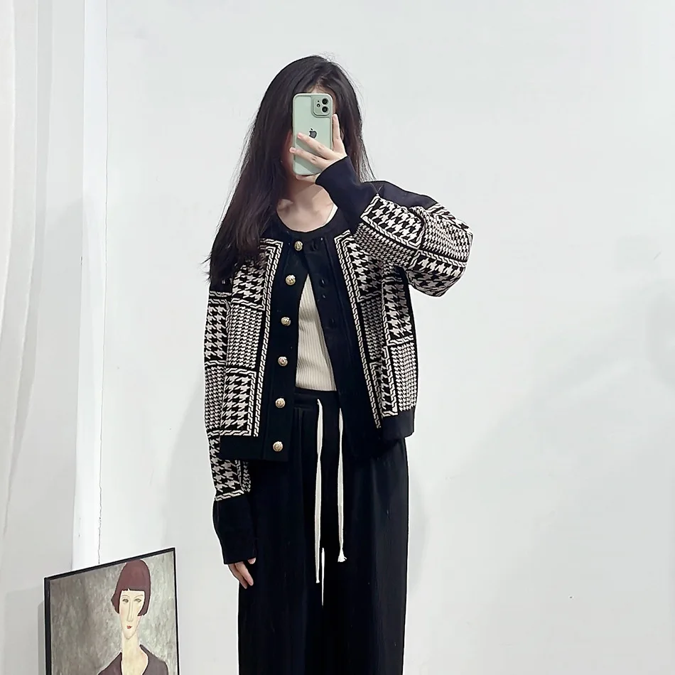 Houndstooth Round Neck Knitted Cardigan 2022 Autumn New Commuter Single-breasted Short Retro Knitted Jacket Women