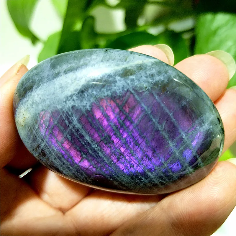 

Фиолетовый лабрадорит EBET