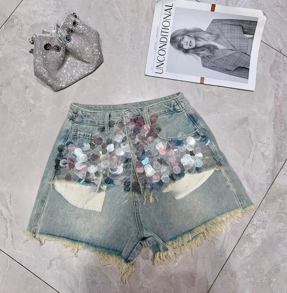 Design Sense Heavy Embroidery Sequins Raw Edge Denim Shorts For Women 2023 Summer New Loose High Waist Slimming A-line Hot Pants