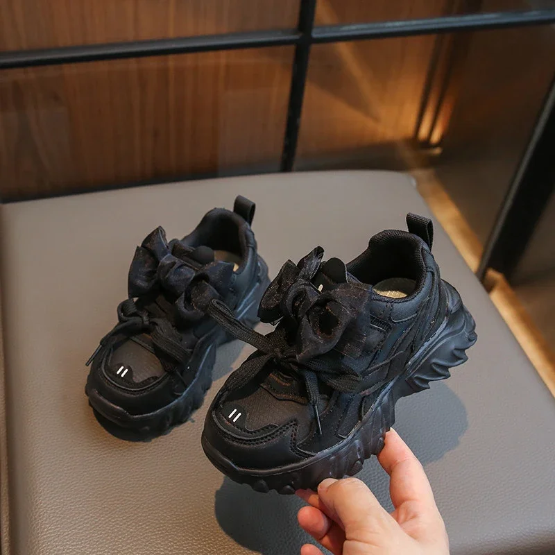 Кроссовки детские розовые спортивные на шнуровке с бантиком модная повседневная