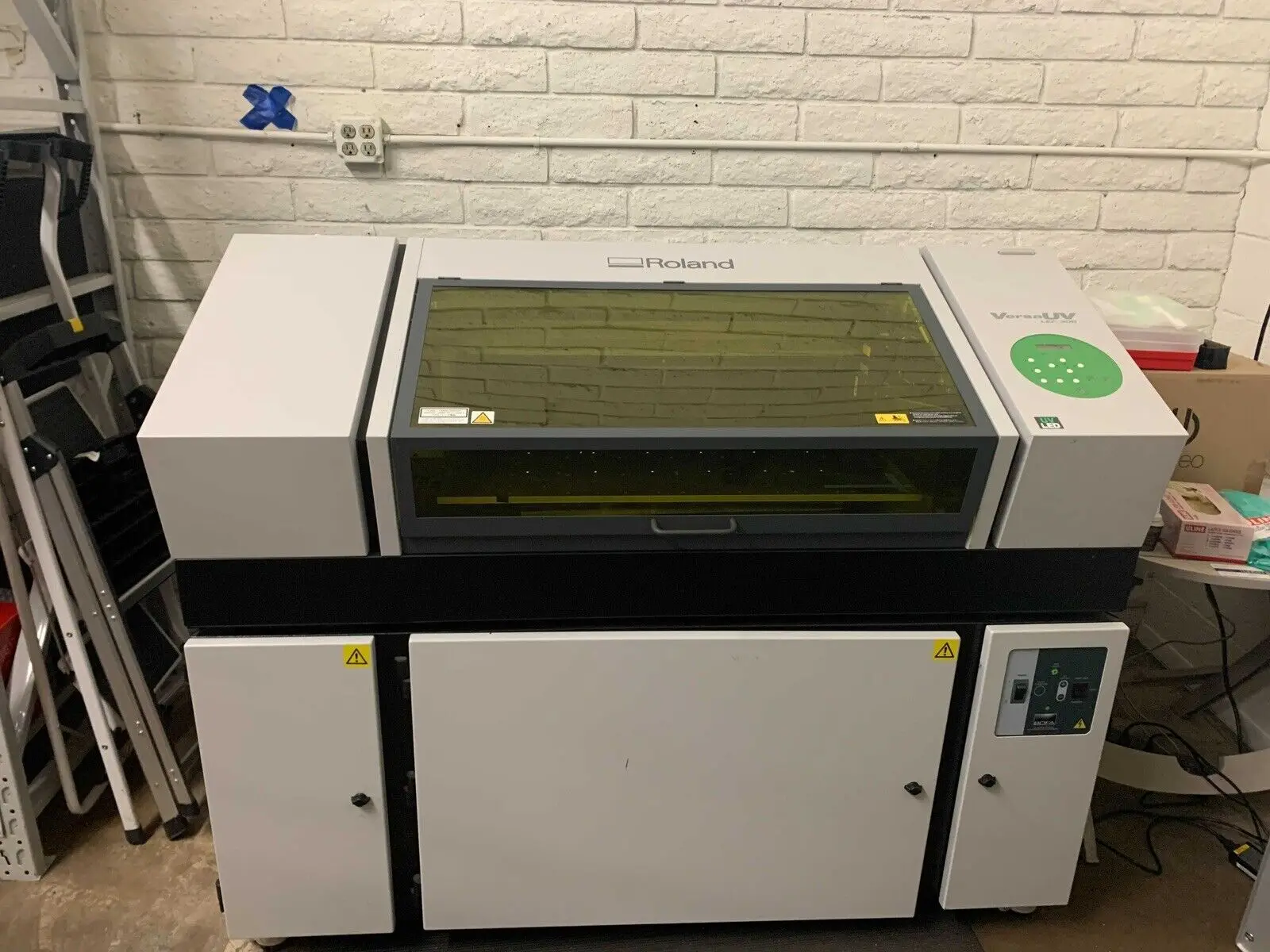 

Summer discount of 50% Roland VersaUV LEF-300 UV Flatbed Printer Hot