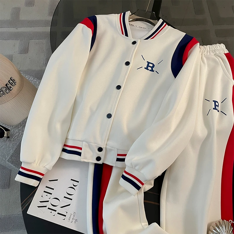 Рисунок 4 - Комплект из двух предметов для женщин