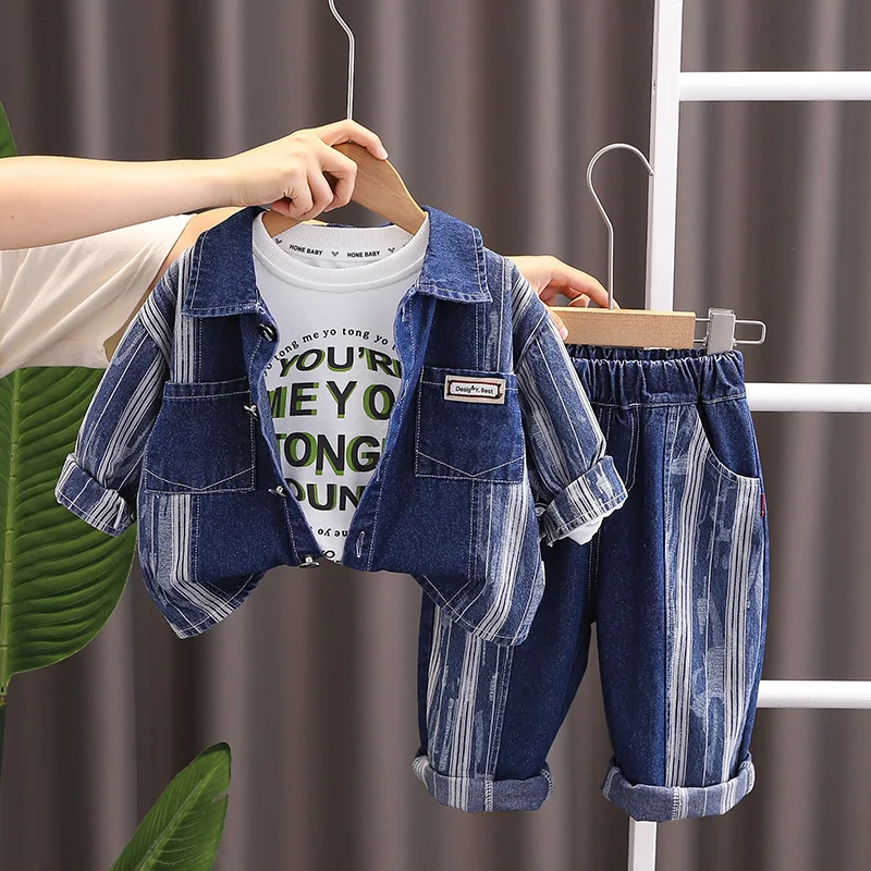 

Новинка весна-осень 2023 детская одежда для мальчиков: детский джинсовый комплект из трех предметов в полоску для мальчиков, Хань банхао