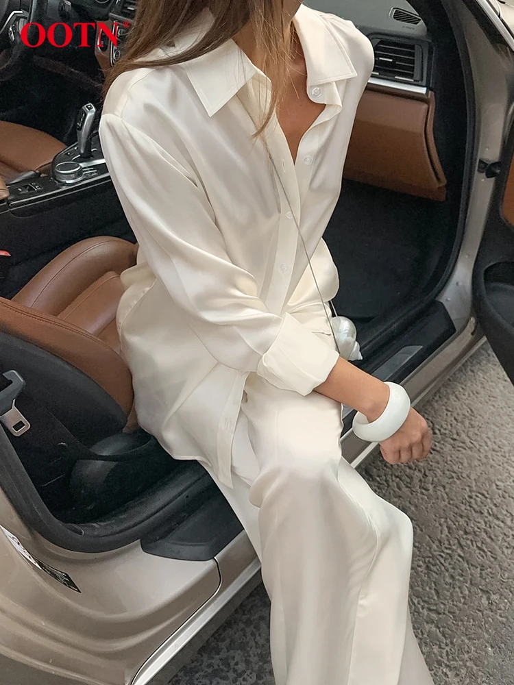 Женские однотонные атласные брючные костюмы OOTN