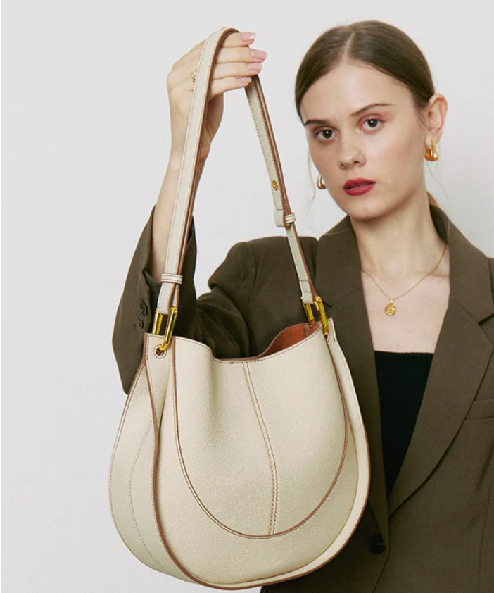 

2022 New Special Interest Light Luxury Women's Bag Shoulder Crossbody Saddle Bag