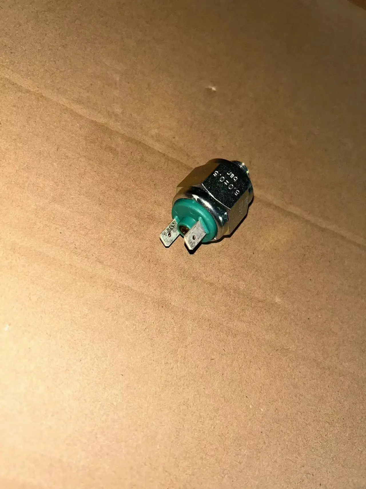 

Реле давления 4410140150 V-OLVO S-CANIA DAF запчасти для европейского грузовика