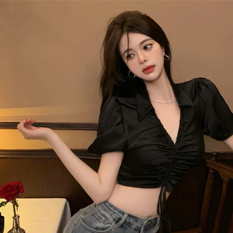 Укороченные женские рубашки и блузки черный атласный Шелковый Топ для женщин