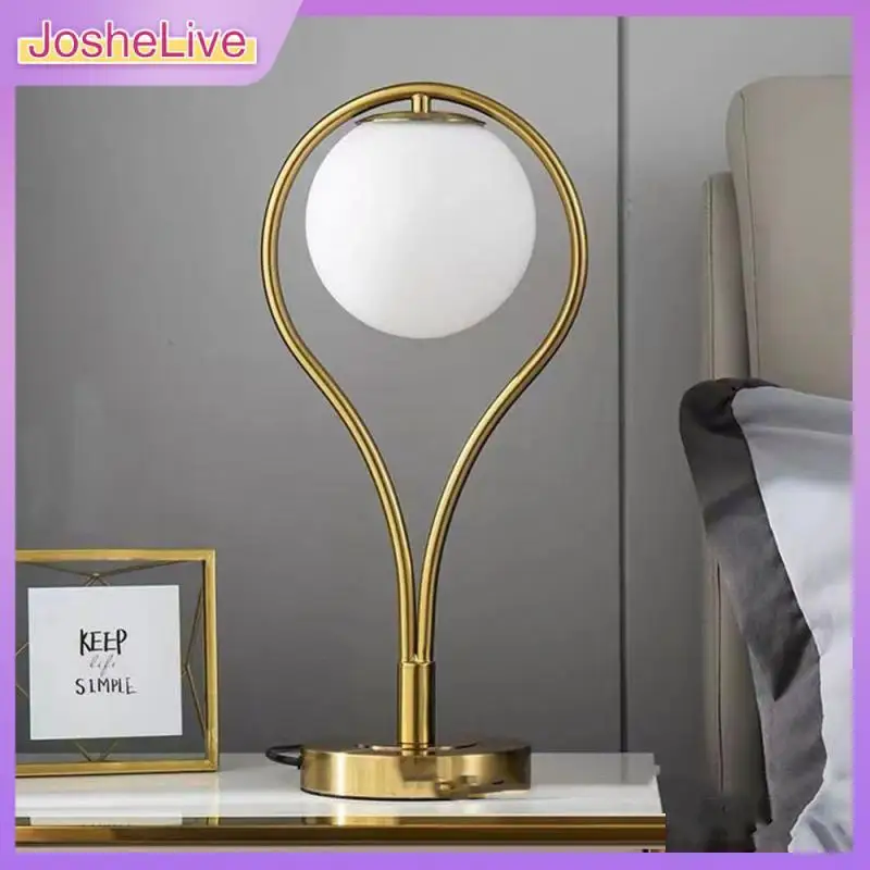 

Plating Medieval Desk Lamp Easy To Install And Use Bedroom Bedside Light Rich And Soft Lighting High-quality Nordic Light Luxury