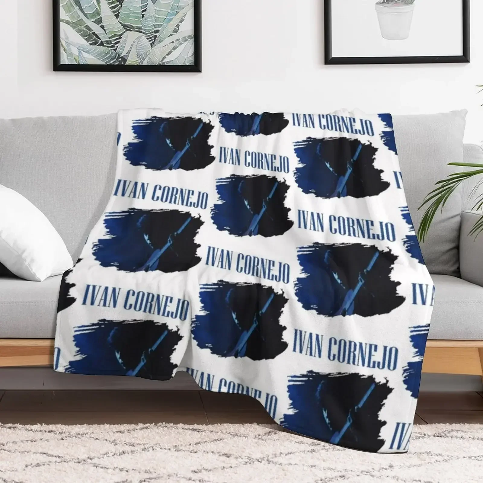 Ivan Cornejo Photo с текстом v2 Плед Фланелевые одеяла и для кровати