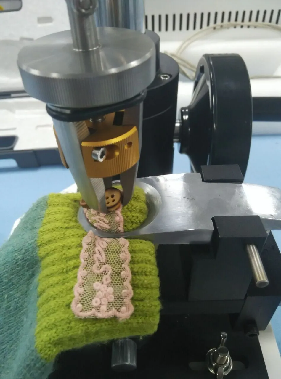 16CFR 1500.51-53 Текстильный свитер Универсальный измеритель разрушения пуговиц и