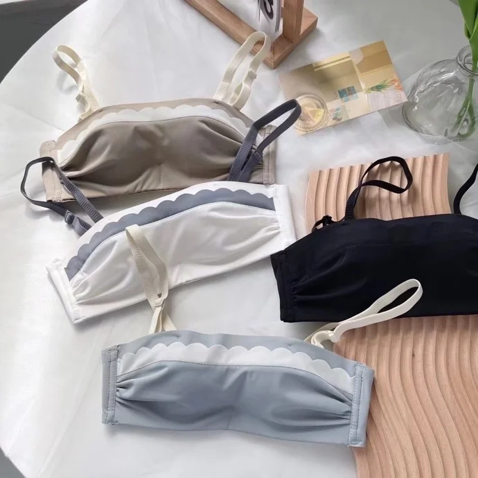 

A generation of hair traceless underwear, women's small chest gathering girls' suit, collecting auxiliary breasts, anti sagging,