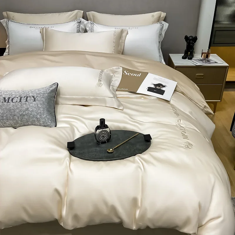 Набор из четырех предметов с вышивкой мытого шелка роскошное телесное