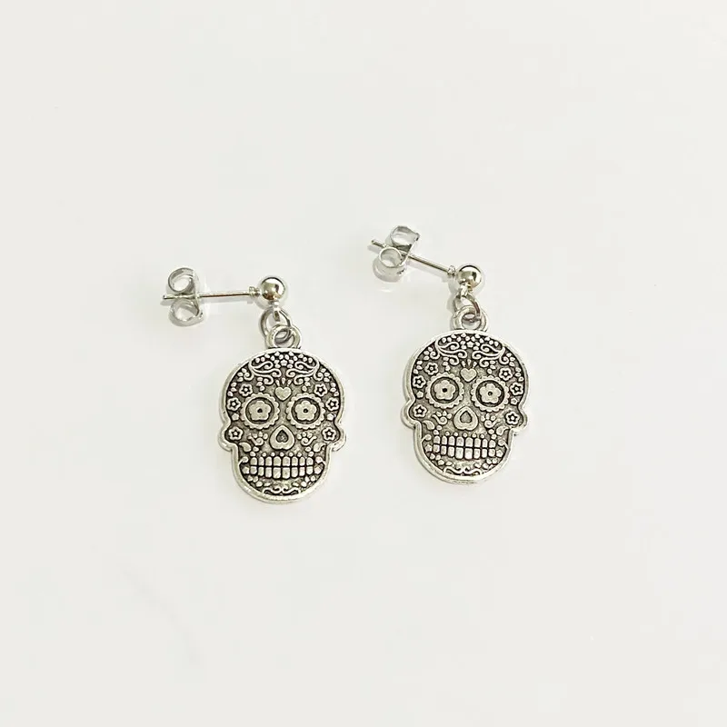 

New Products Hot Selling Fashion Trend Jewelry Creative Design Skull Pendant Earring Jewelry