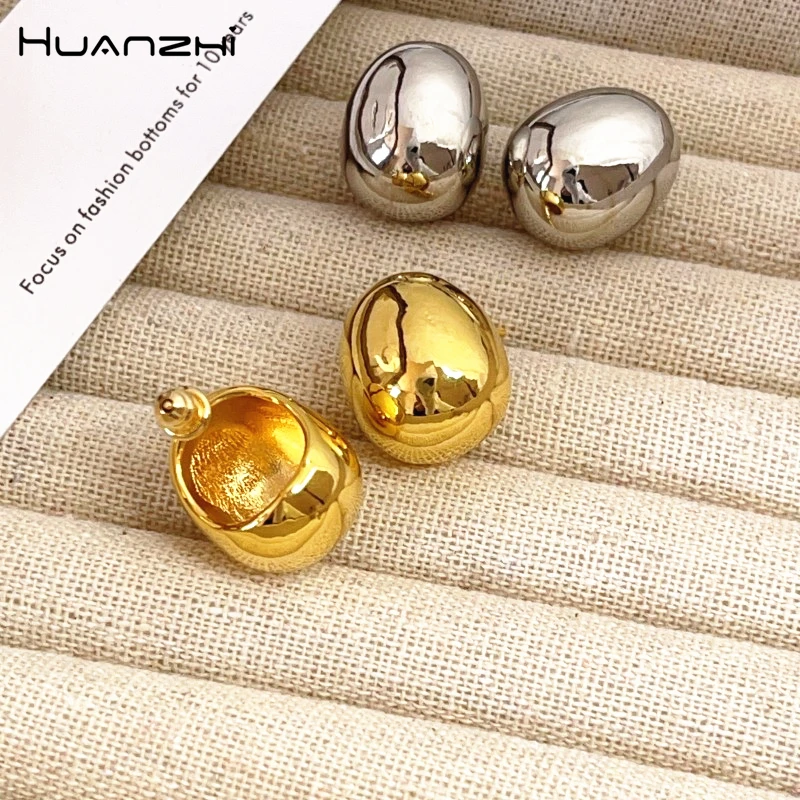 

HUANZHI Hollowed Out Eggshell Smooth Metal Stud Earring for Women Gold Color Glossy Fashion Trendy Jewelry 2023 New