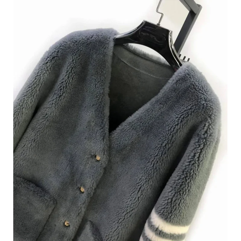 Женская короткая куртка из натуральной шерсти Повседневная теплая с V-образным