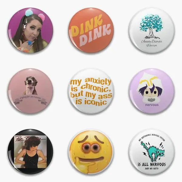 Персонализируемый мультяшный значок с мягкой кнопкой для женщин |