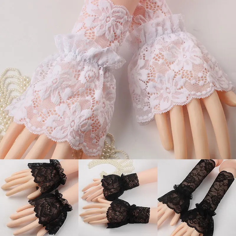 

2022 New Female Sweater Fake Sleeves Hollow Crochet Lace Ruffles Horn Cuffs Wrist Warmers Outdoor Apparel Summer Wrist