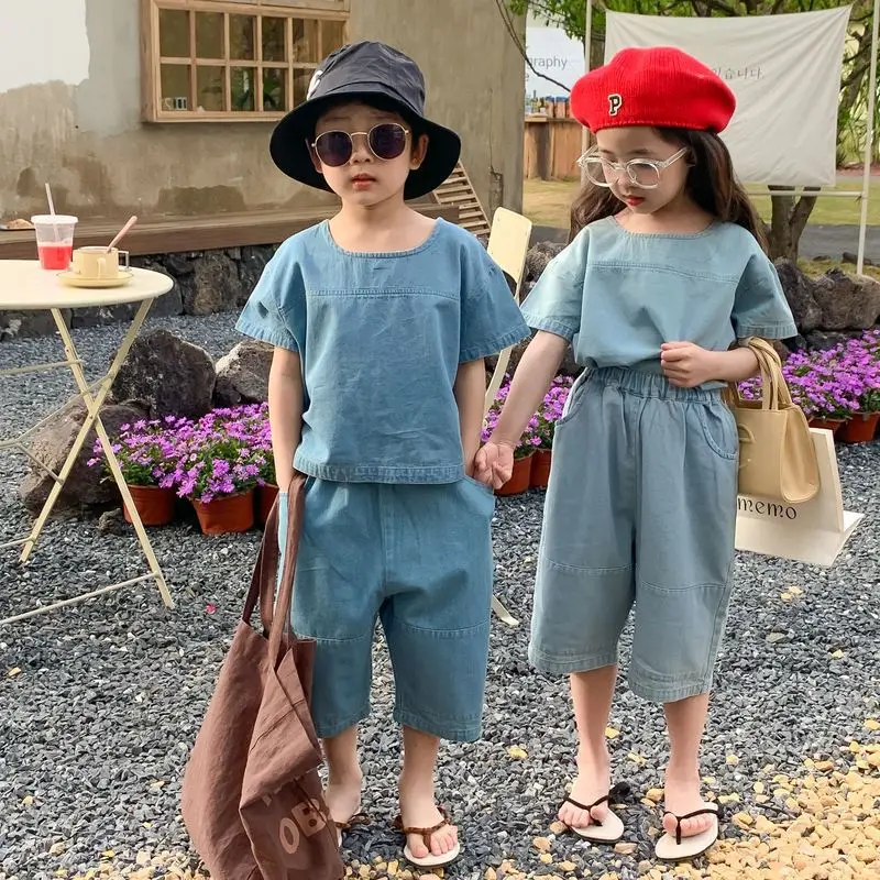 

HAYANA 2022 Summer New Kids Clothing Boys Short Sleeve Top Cropped Pants Suit Girls Fashion Denim Two Piece Set