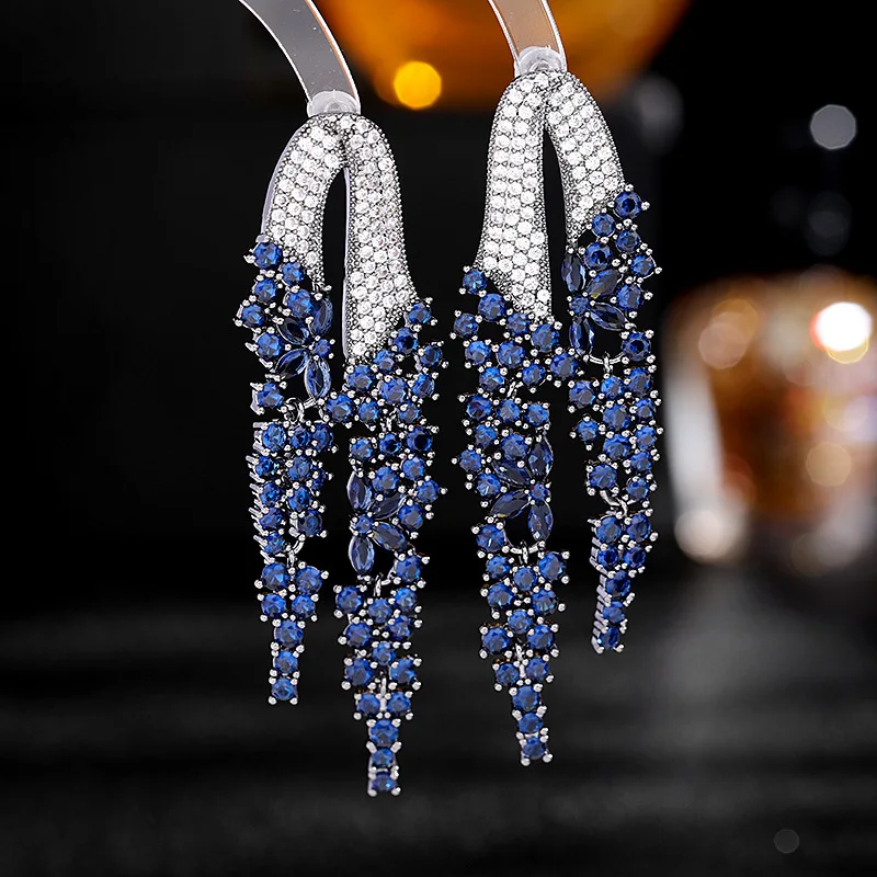 

Retro Bohemian Style Exaggerated Atmospheric Ear Jewelry for Women Elegant Temperament Dinner Dress with Long Tassel Earrings