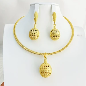 Gold Colour Plated Necklace Earring Set Beautiful Fashion Trend Sweet Romantic Party Wedding