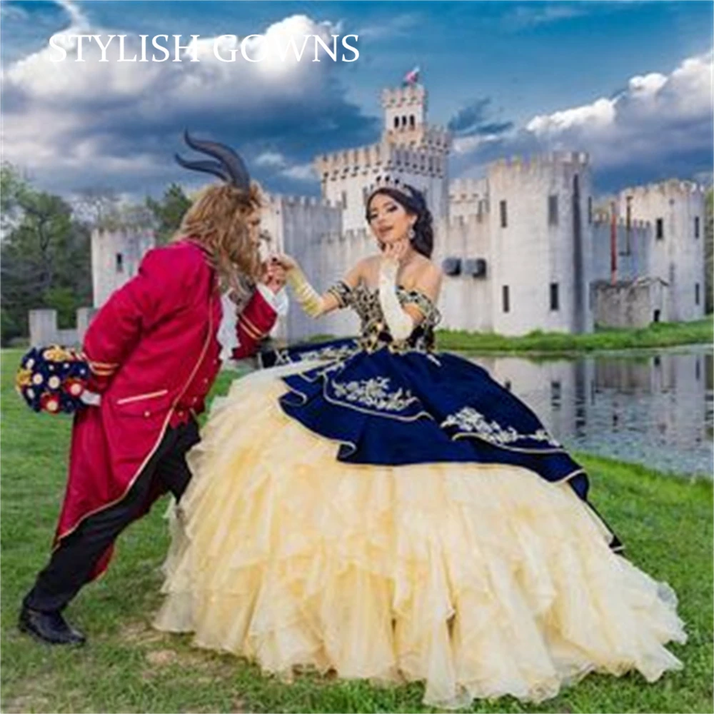 

Royal Blue Off The Shoulder Ball Gown Quinceanera Dresses For Girls Appliques Celebrity Party Gowns Tiered Graduation Robe De