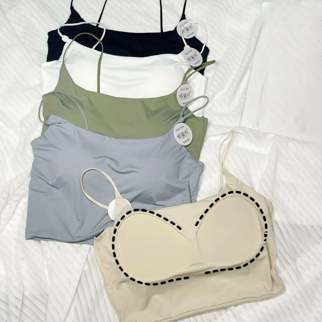 

Женский укороченный топ из ледяного шелка, бесшовный топ, бюстгальтер, нижнее белье, модный однотонный Мягкий бюстгальтер, топ без рукавов с открытыми плечами на лето