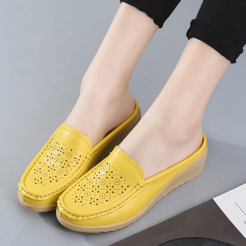 

New Women's Slippers Fashion Solid Color Hollow Wedge Flats Outdoor Non-slip Comfortable Platform Beach Shoes Pantufa Feminina
