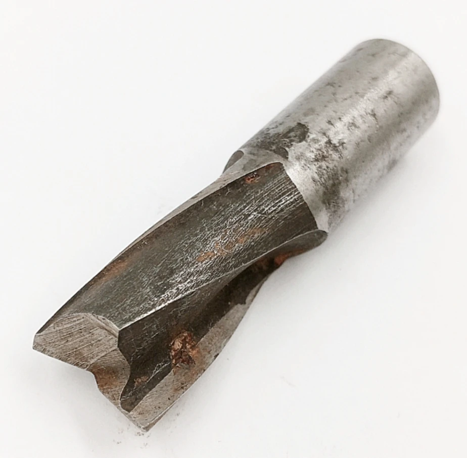 Фреза Концевая d18х70 Р6М5 z=2 ц/х